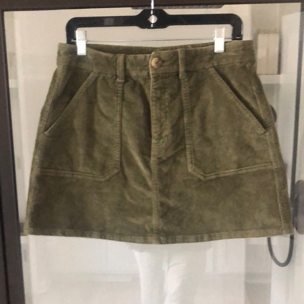 American Eagle Green Corduroy stretch skirt 10 Gorpcore Grunge